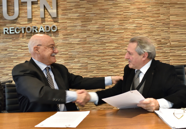 Ing. Juan José Ciácera; Ing. Héctor Aiassa Image