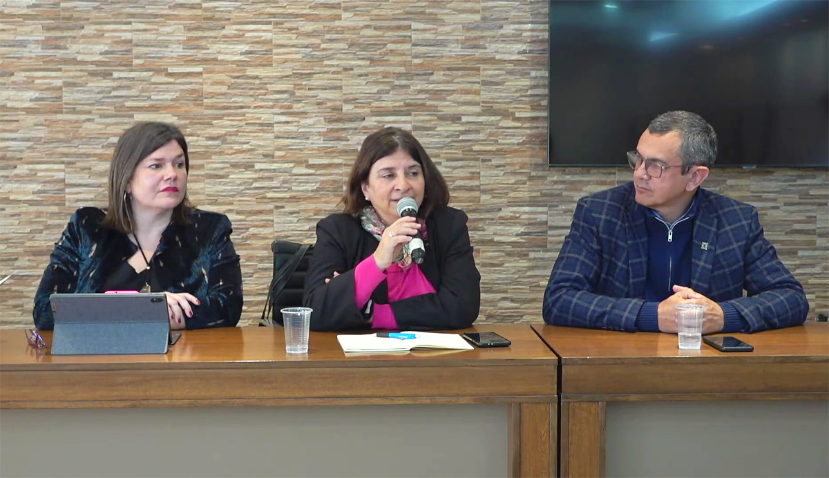 Izq a der: Lic Gabriela Mariño; Dra. Ana Franchi; Mg. Ing. Lucas Giménez