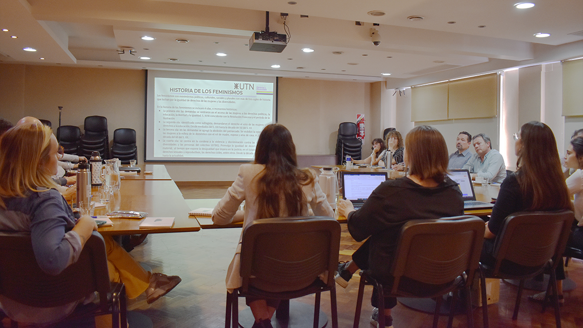 Curso obligatorio Ley Micaela - Autoridades Rectorado UTN - UGD Unidad de Género y Diversidades