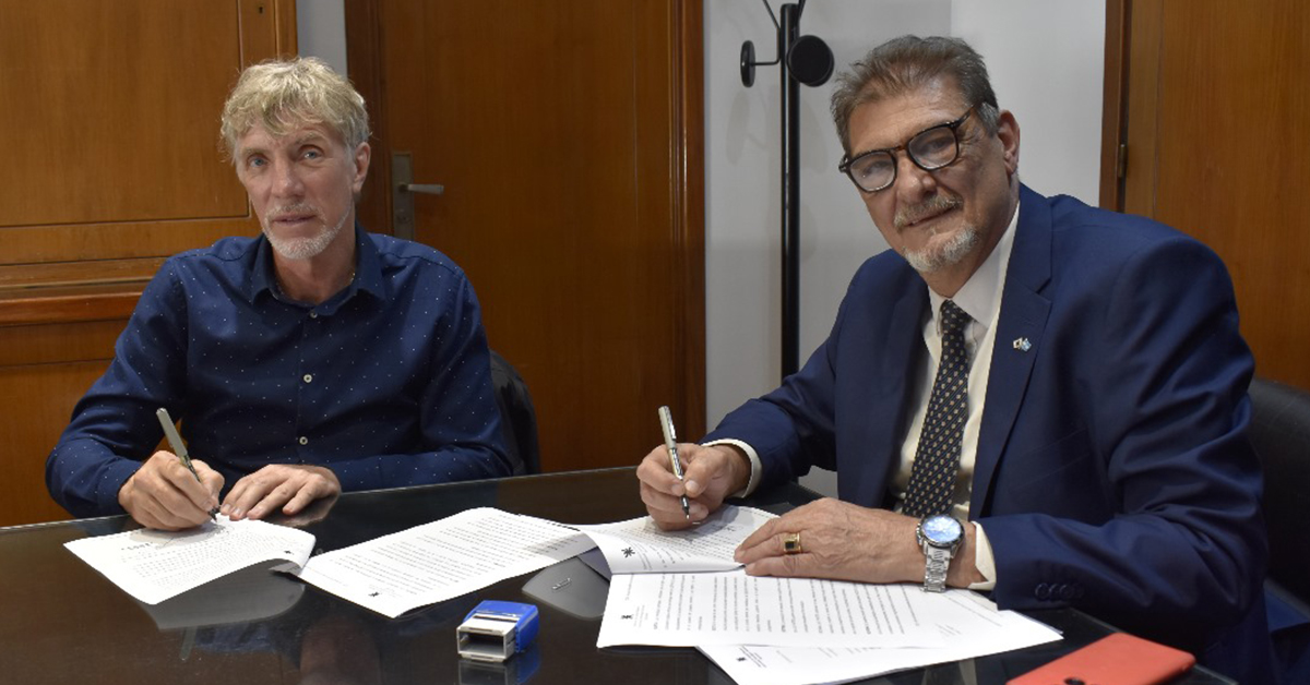UTN - Foto grupal en el tercer Encuentro Nacional de Universidades MetaRed TIC, X y S Argentina 2025