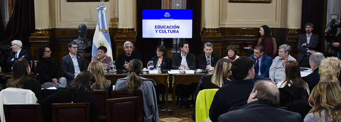 Autoridades de la UTN presentes en la Reunión Ordinaria de la Comisión Educación y Cultura del Senado de la Nación