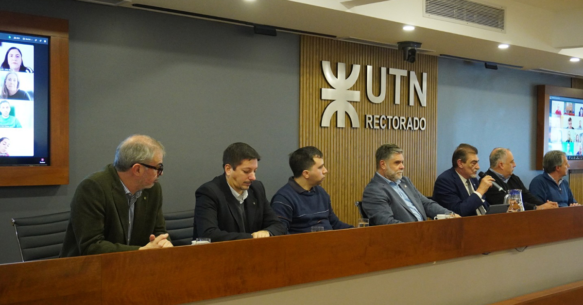 Autoridades de UTN y de la Cámara de Comercio e Industria Argentina–Bangladesh